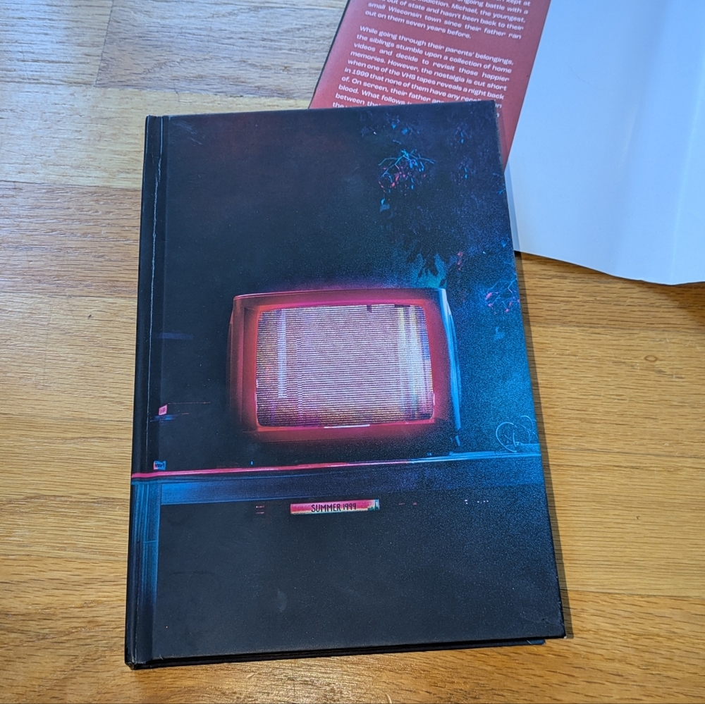 Book: Home Is Where The Bodies Are By Jeneva Rose Used - Picture 2 of 8